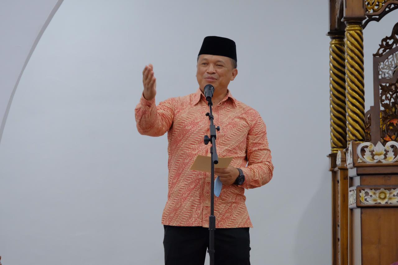 Kapolda Riau Berikan Santunan Kepada Anak Yatim Dalam Menyambut Bulan Suci Ramadhan
